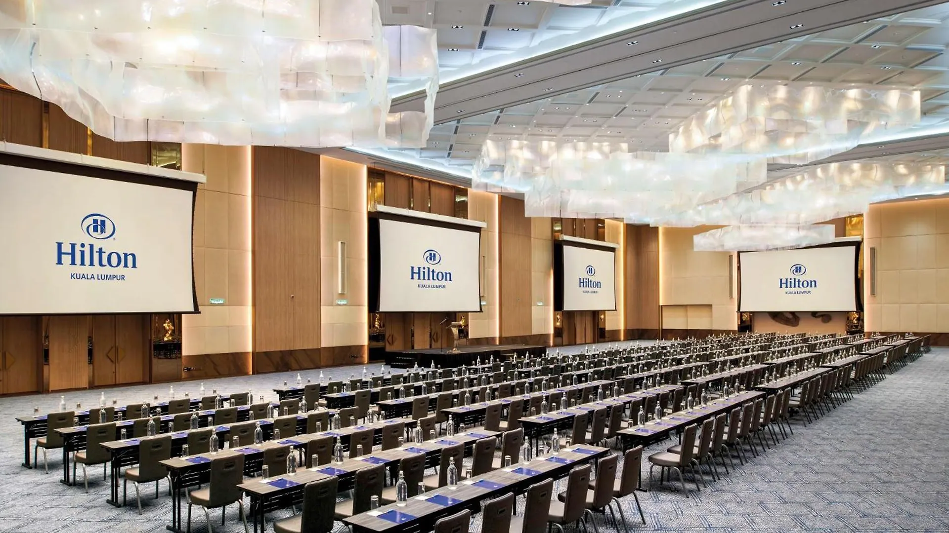 Hilton Kuala Lumpur Hotel 5*,  Malaysia