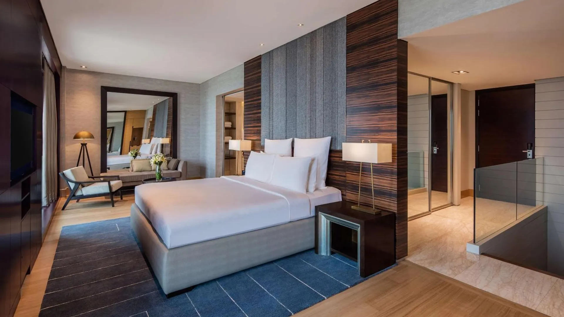 Hilton Kuala Lumpur Hotel 5*,