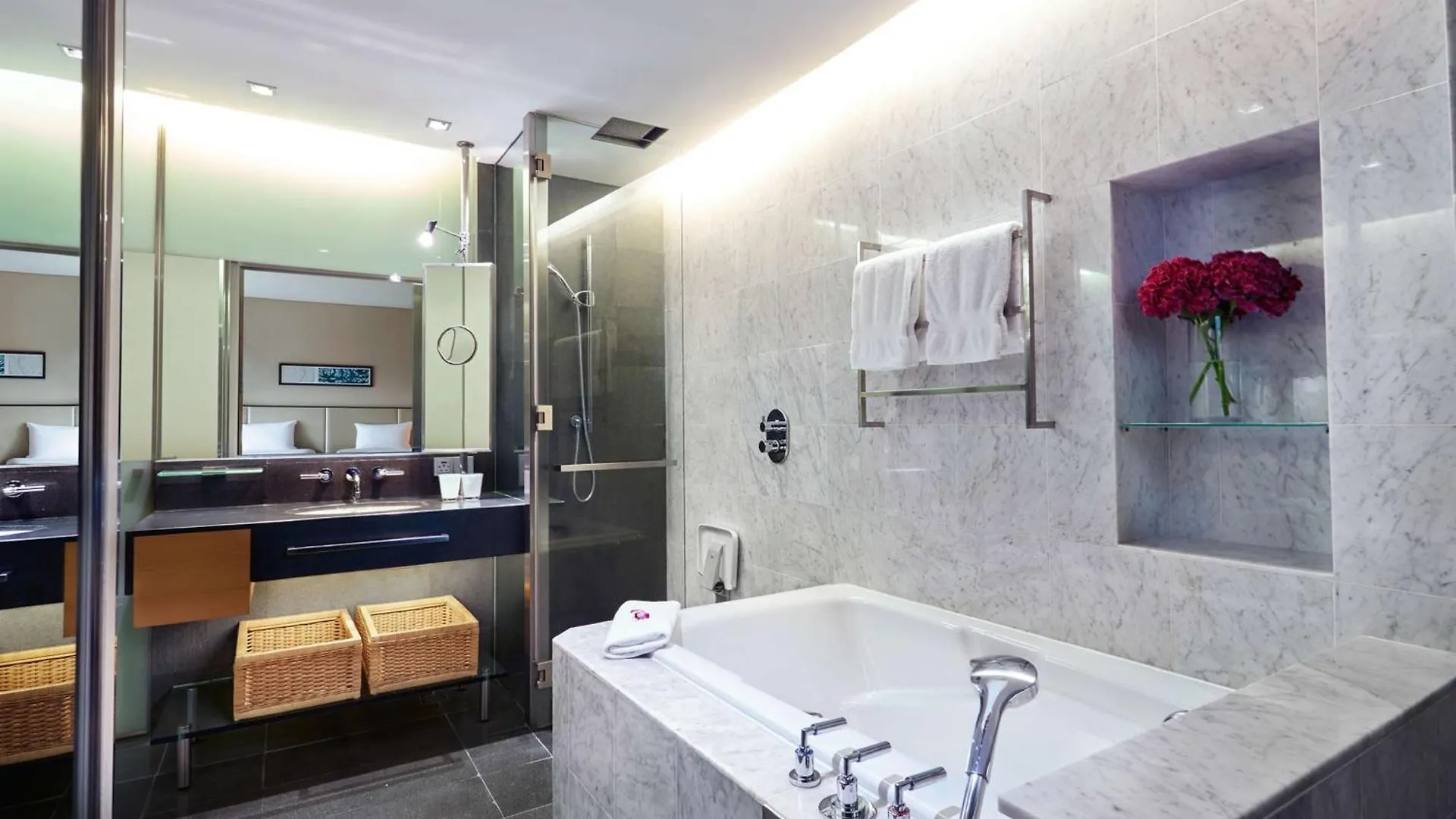 Hilton Kuala Lumpur Hotel 5*,