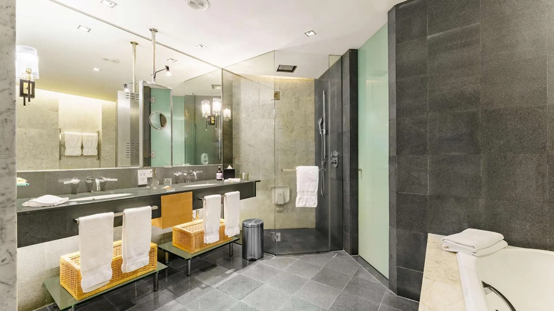Hilton Kuala Lumpur Hotel
